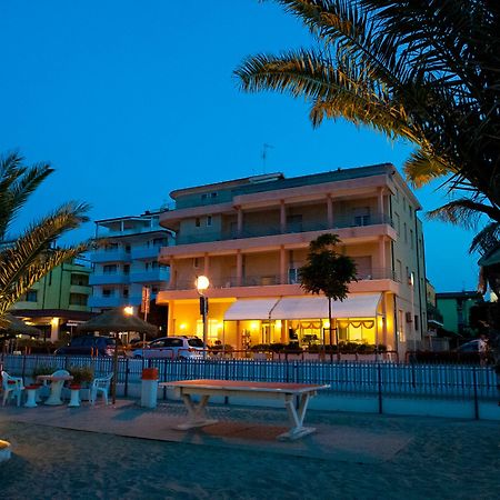 Albergo Villa Mauri Rimini Eksteriør bilde